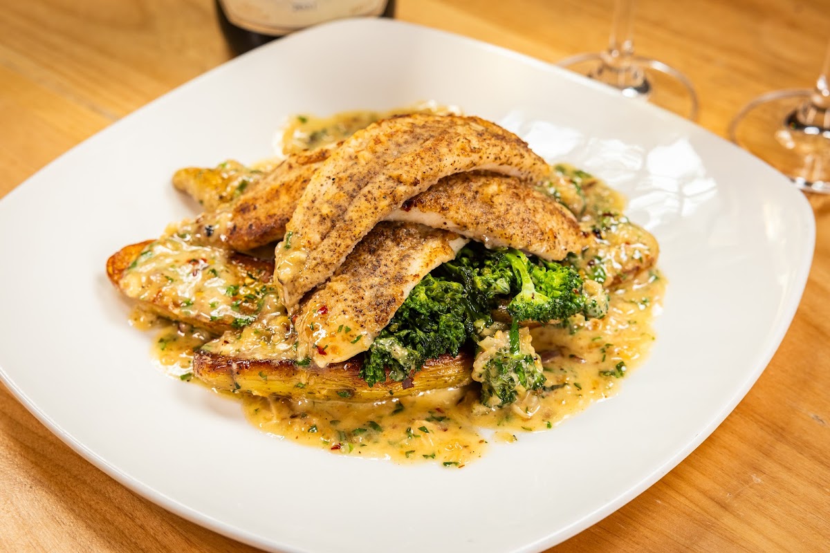 Iron Horse Tavern Folsom-3