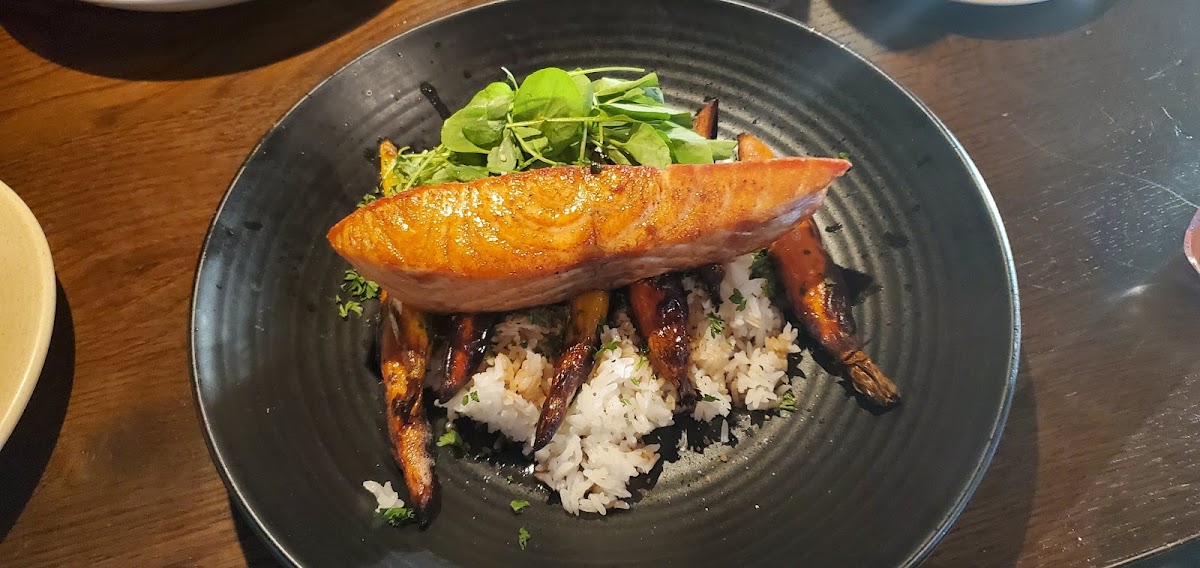 Iron Horse Tavern Folsom-4